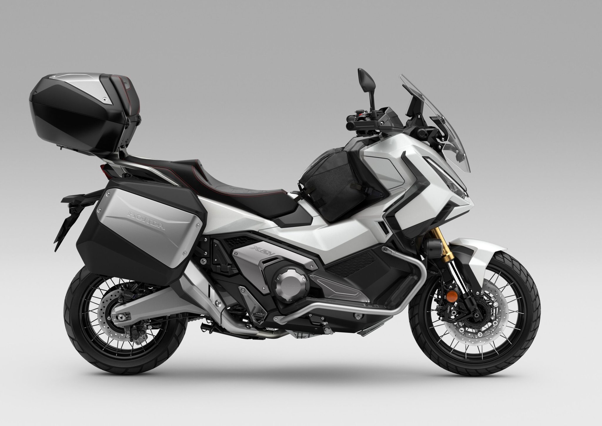 HONDA X-ADV DCT
