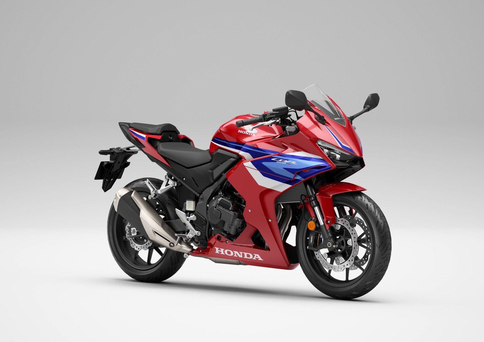 HONDA CBR500R E-Clutch 2026