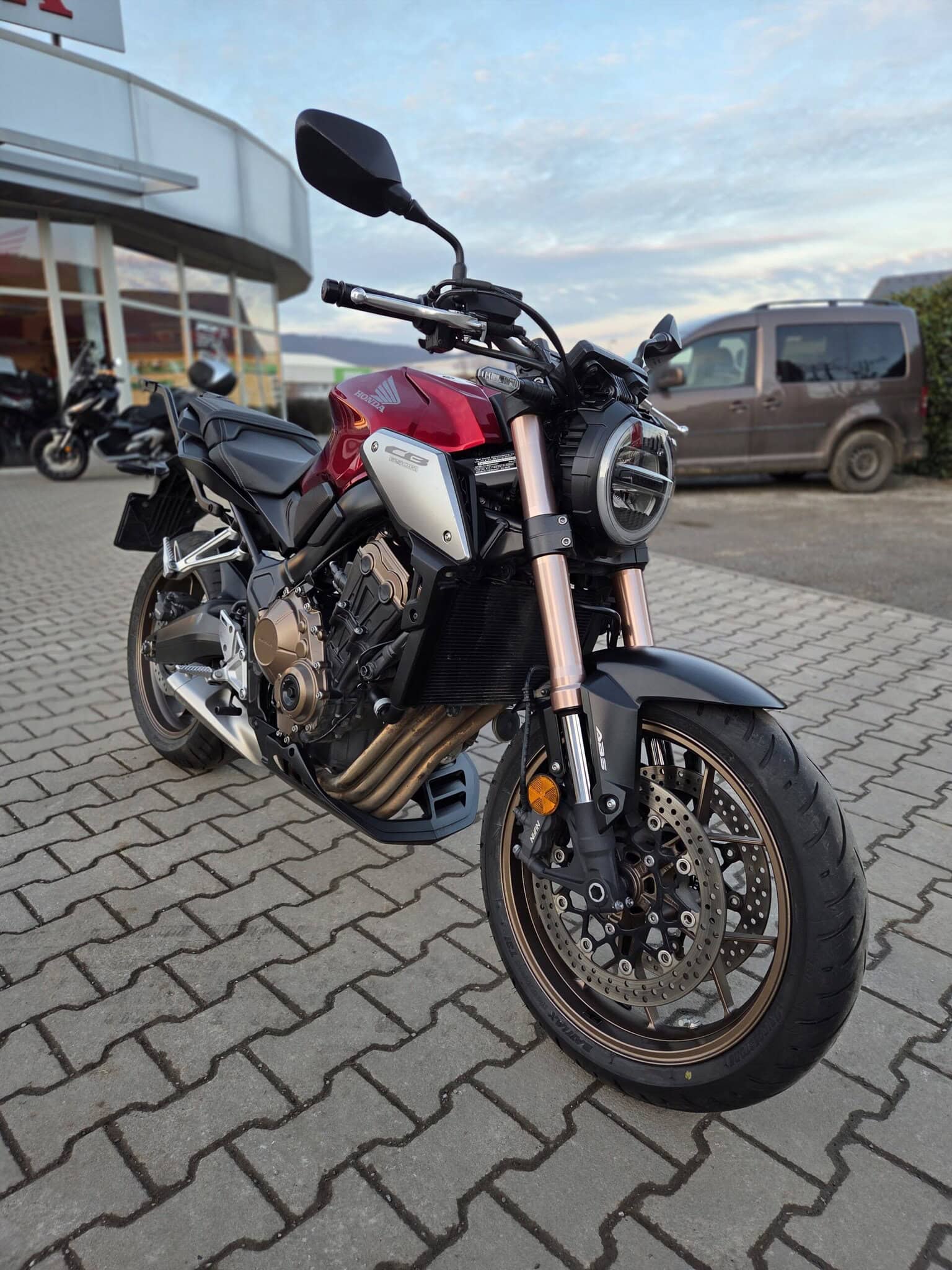 Honda CB650R 2019