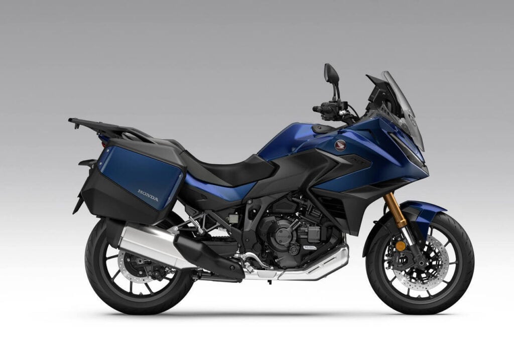 HONDA NT1100 DCT Showa EERA™ 2027